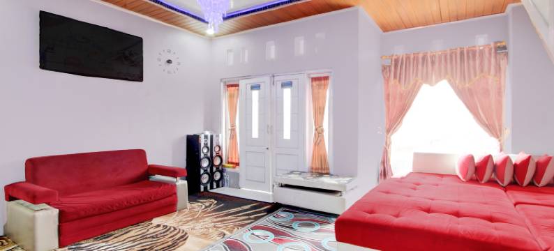 O Putra家庭民宿Sikunir酒店(Hotel O Putra Family Homestay Sikunir Syariah)图片