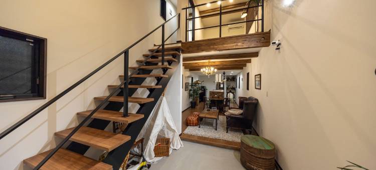 【Antiques Gifu Station East】整栋别墅，最多可容纳10人(【Antiques Gifu Station East】Entire Villa for up to 10 Guests | 10-Min Walk from JR Gifu Station)图片