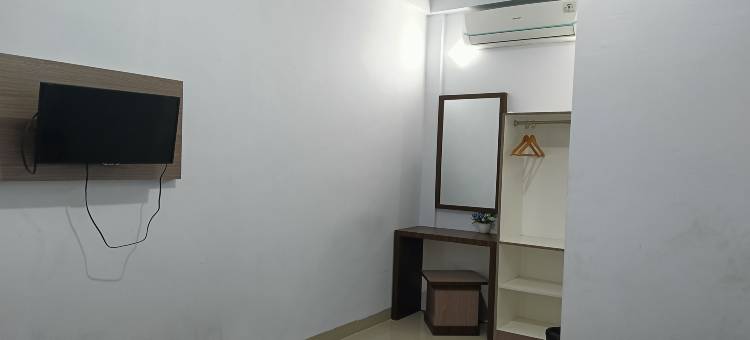 O 帕克达兰宿舍靠近现代庄园(Hotel O Kost Pak Dahlan Near Modern Estate)图片