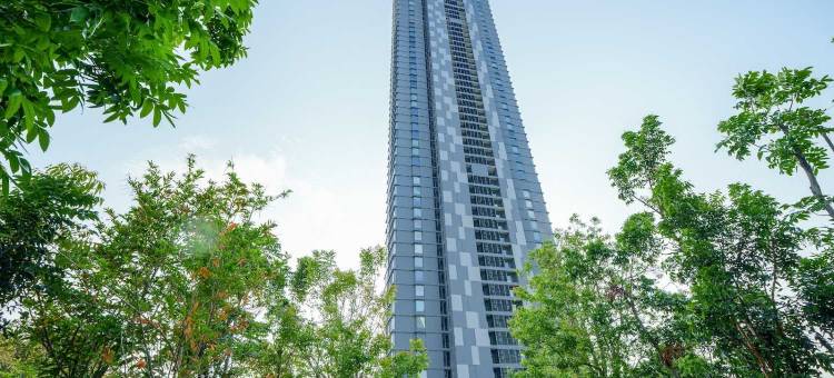 豪华两卧室海景公寓，配私人电梯和免费停车(Luxury 2BR Sea View Apartment with Private Lift and Free Parking)图片