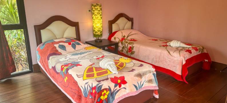 湄安纳卡山(Nakha Hills Mae on)图片