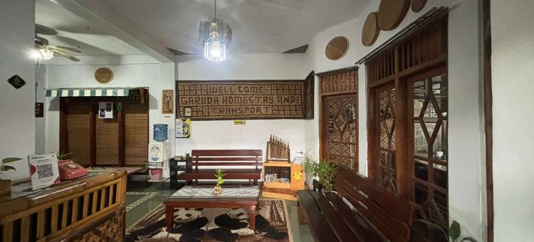 OYO 94937 加鲁达伊斯兰家庭寄宿(OYO 94937 Garuda Homestay Syariah)图片