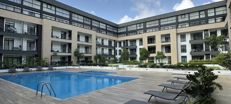 Embassy Gardens 的 Peravi 套房(Peravi Suites at Embassy Gardens)图片