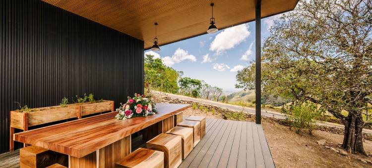 Lakay Monteverde: Heated Pool, Golf Cart Breakfast图片