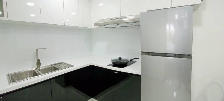 Near Ferry Terminal. COZY 02 Bedroom Condo. HarbourBay Residences.图片