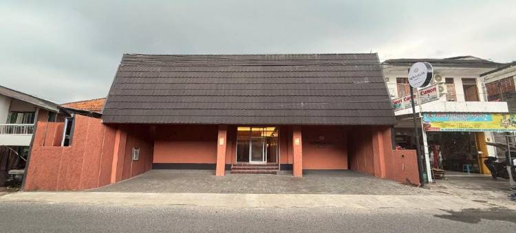Novhalia Homestay near Jogja Expo Center RedPartner图片