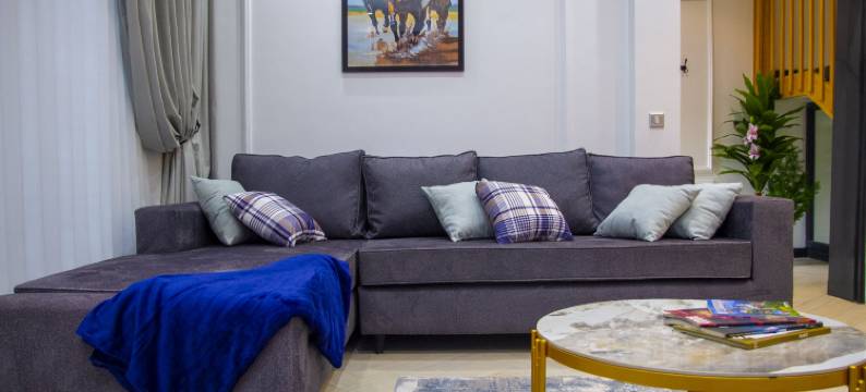 3bd mansion w/lakeview, mins to the expressway图片