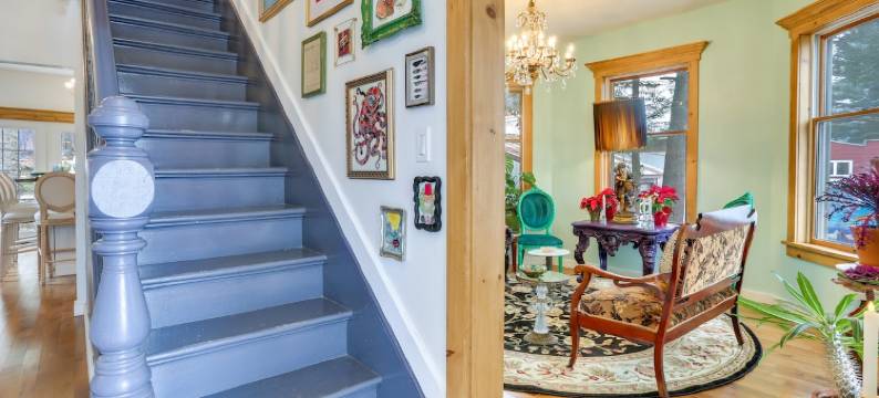 Victorian Lake Oasis | Hot Tub | 30 min to skiing图片