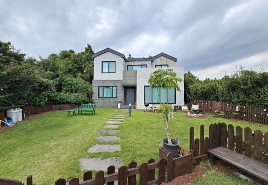 Shine Village 143 Hotel Overview