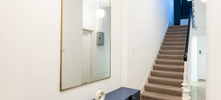 The Courtfield by Nestor图片