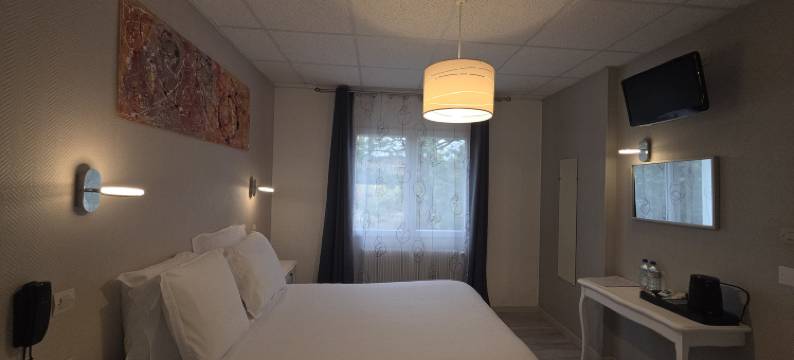 马斯勒沙特莱餐厅酒店(Hotel Restaurant Mas le Chatelet)图片