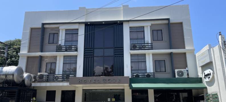 RedDoorz Plus @ Hotel Esse图片