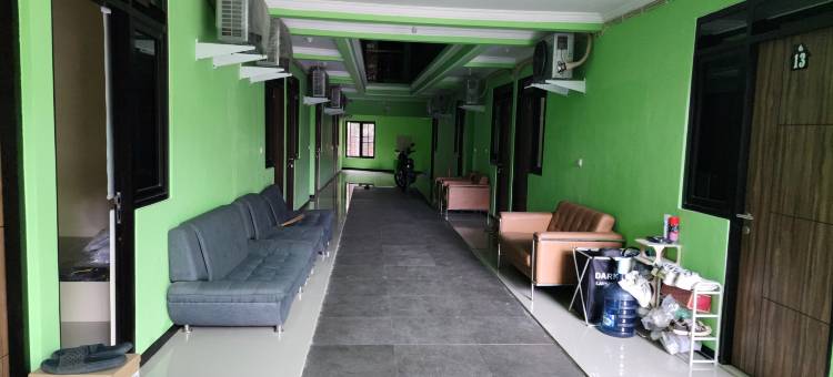 OYO 95107 靠近Ubaya的绿色民宿(OYO 95107 Green Homestay Near Ubaya)图片
