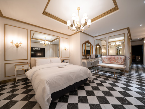 Lua Premium Unmanned Hotel