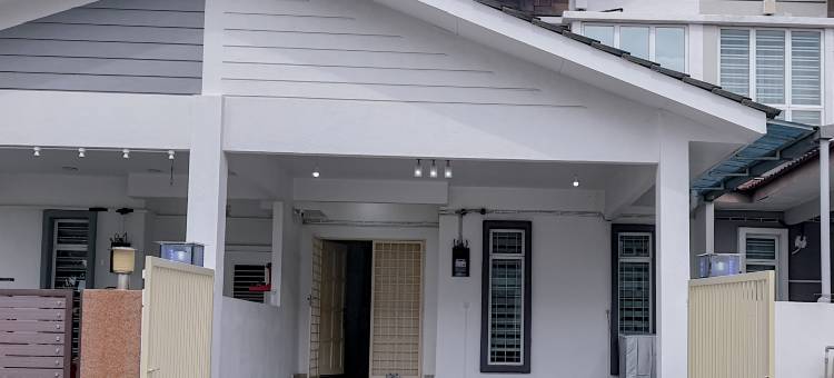 18 Pax New Stylish Semabok 4Br House 5 mins to town图片