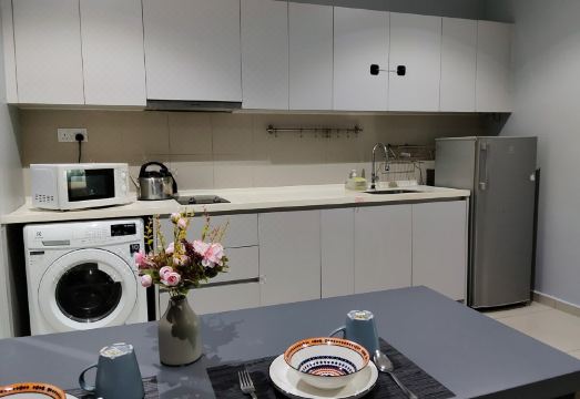 Hyde Studio Hotel Overview