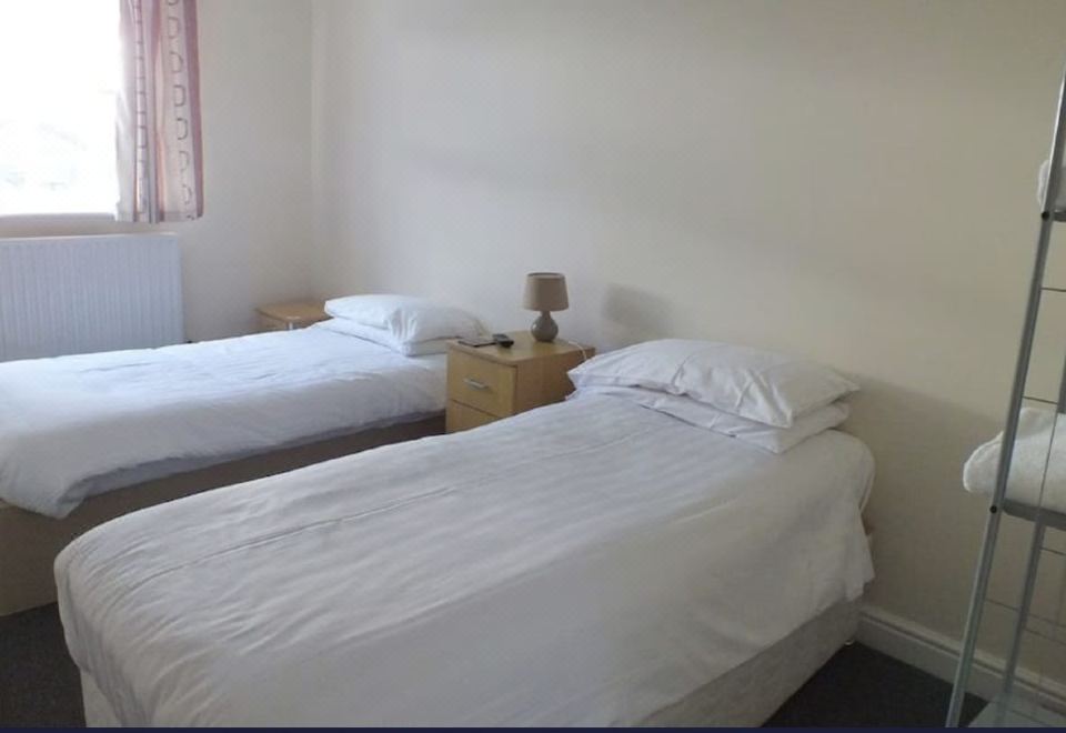 Komegloba Mega room Hotel Overview