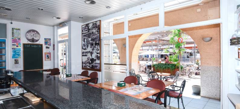 普拉萨酒店(Hotel Plaça)图片