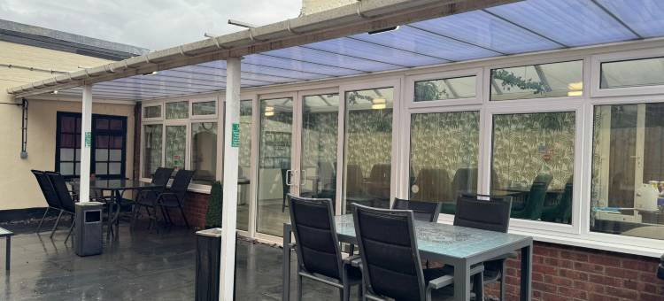 OYO 沃顿氛围酒店(Watton Vibe Hotel)图片