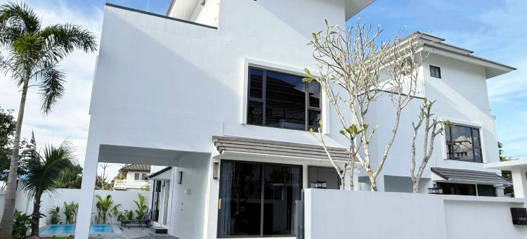 清迈古城附近全新豪华独栋泳池别墅 家庭公司团建旅游别墅度假A2(Luxury pool villa near Chiang Mai Old City, 4 bedrooms and 5 bathrooms)图片