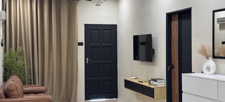 Runa Homestay Jasin - Cozy 3BR with AC & Netflix图片