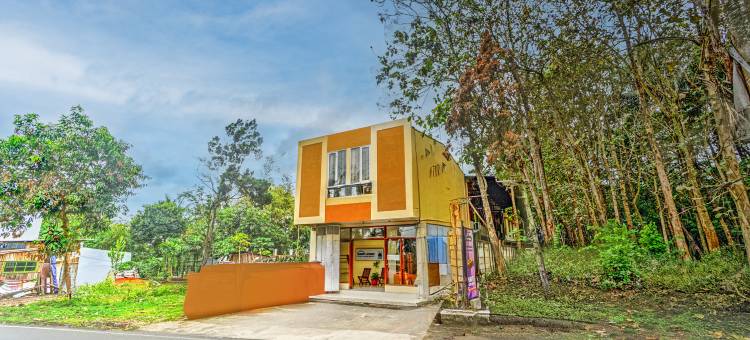 Velodrome Inn酒店，靠近玛琅收费站出口(Hotel O the Velodrome Inn Near Exit Toll Malang)图片