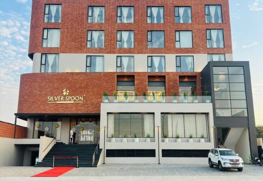 HOTEL MAROON Hotel Overview