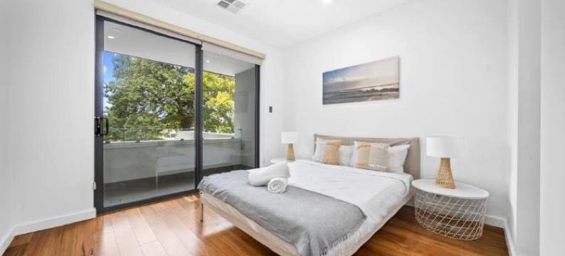 朗宸自然木质风轻奢度假屋(威洛比)(Luxury Retreat & Spacious 4BR House in Willoughby)图片