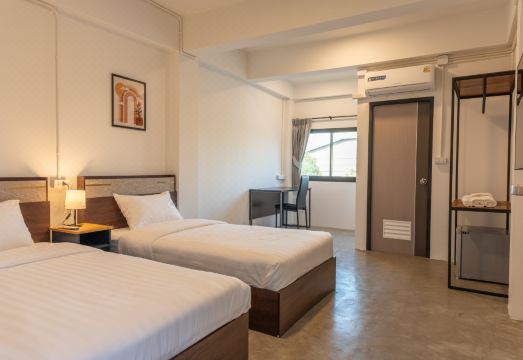 Morning Place Hotel Overview