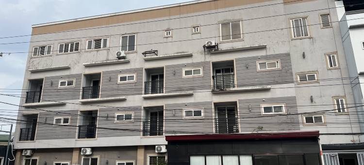 安赫莱斯市红多兹酒店-M Two Condotels友谊(RedDoorz @ M Two Condotels Friendship Angeles City)图片