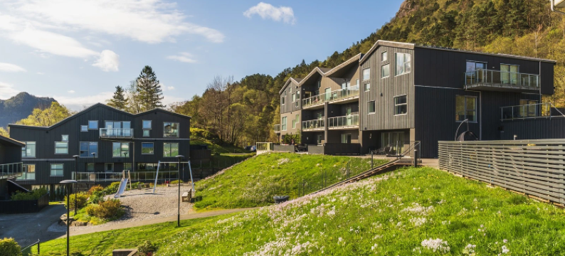 Large luxurious apartment with private terrace and parking图片