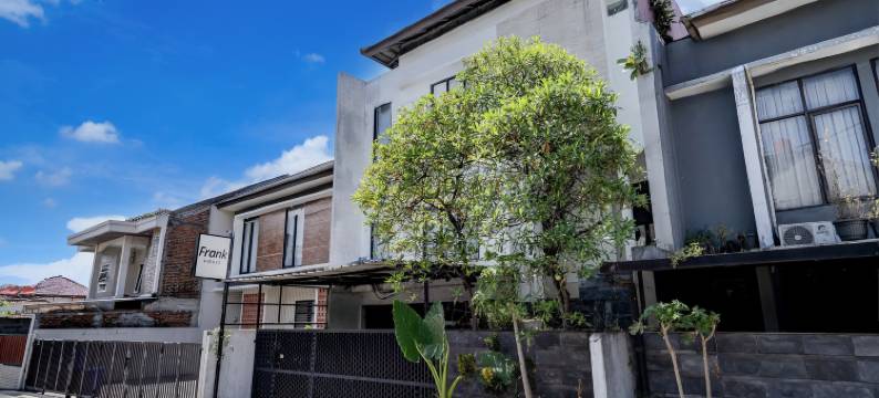 靠近万隆理工学院的 O 酒店，前称弗兰克之家(Hotel O near Politeknik Negeri Bandung formerly Frank House)图片