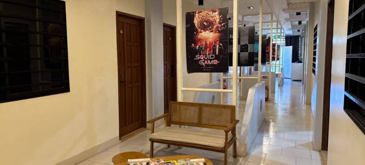 RedDoorz at Staycation Rooms Tibag Tarlac City图片