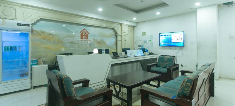 Home Me Hotel by RedDoorz图片