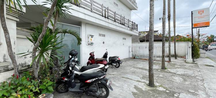 Urbanview Hotel Lilis Ikvala Radha图片