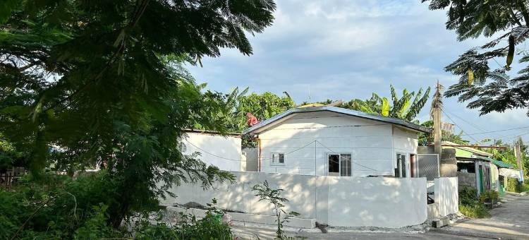 Cozy Staycation in Naic | Near Torres Farm & Beach图片