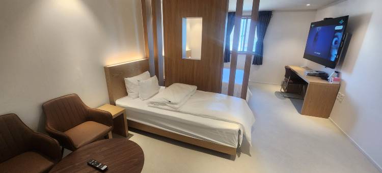 Jincheon Central Business Hotel图片