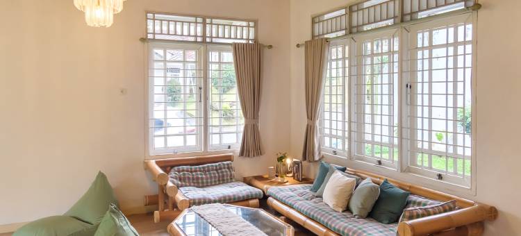 茨潘纳斯茂物的卡尔马别墅(Calma Villa at Cipanas, Bogor)图片