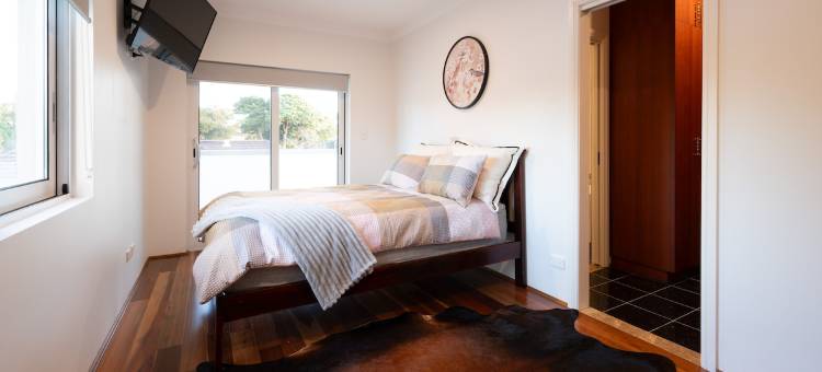 悉尼机场及市中心附近豪华四卧家庭住宅(Luxury 4-Bed Family Home Near Sydney Airport & CBD)图片