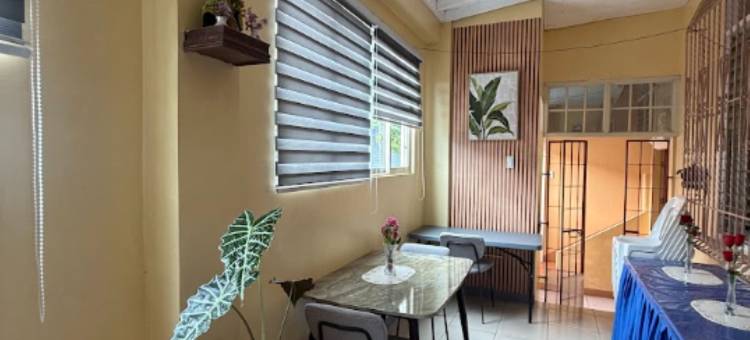 阿卡兰纳巴斯商务中心红多兹旅馆(RedDoorz at Nabas Business Center Inn Aklan)图片