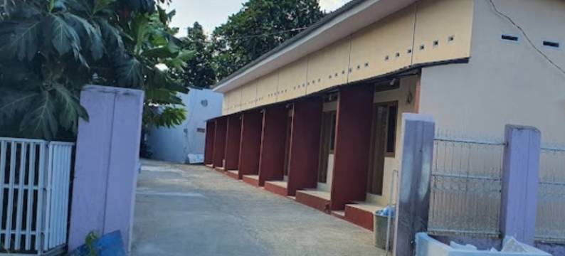 OYO 94015 Kost Alif 靠近 马斯吉德贾米努鲁尔胡达(OYO 94015 Kost Alif Near Masjid Jami Nurul Huda)图片