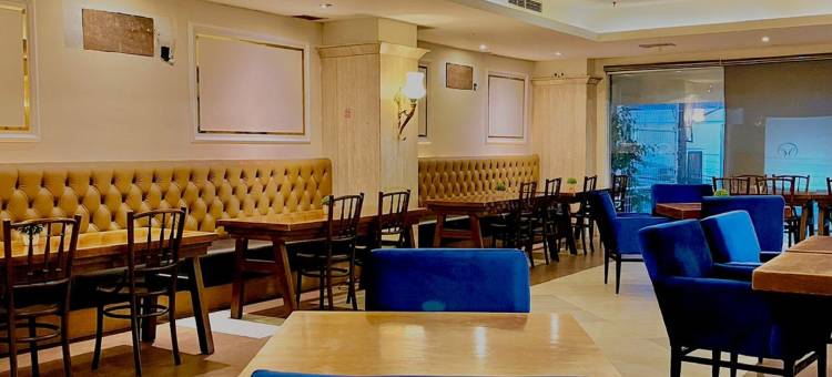 望加锡马勒布格兰德酒店(GRAND MALEBU HOTEL MAKASSAR)图片