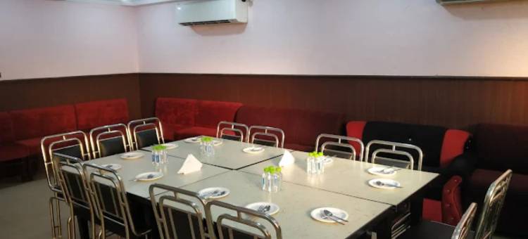 拉曼斯酒店(Hotel Raman's)图片