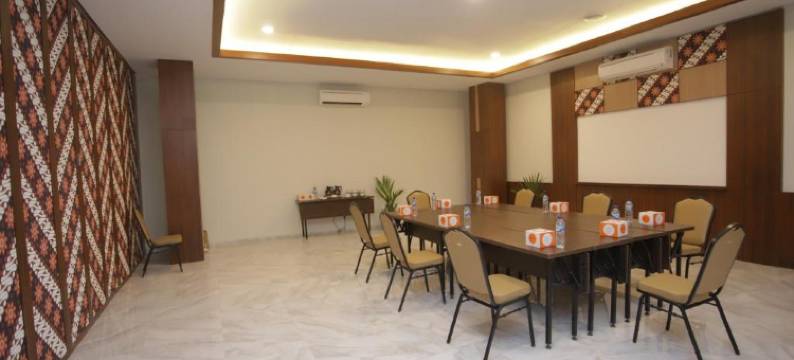 Front One The Andia Boyolali图片