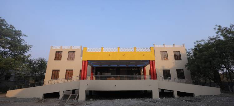 VL帕蒂尔住宿及宴会厅(VL Patil Stays and Banquets)图片