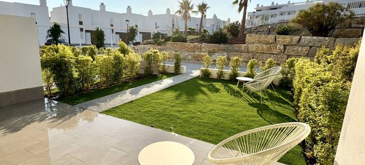 Lirios Residencial Block 2 Garden 4图片
