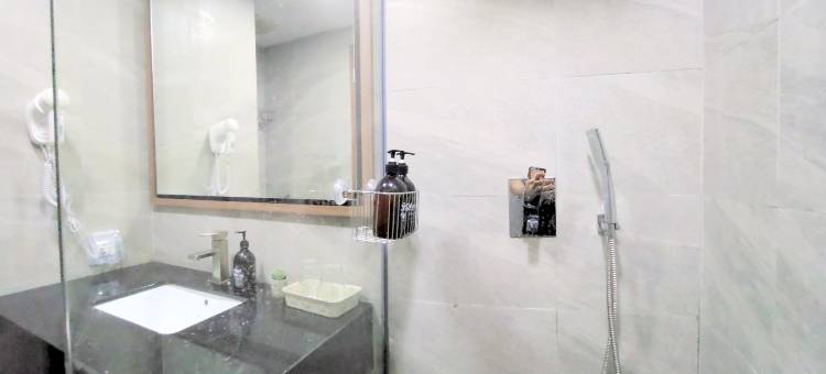 Near Ferry Terminal. COZY 02 Bedroom Condo. HarbourBay Residences.图片