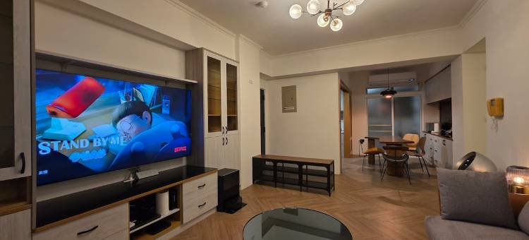 Newly Renovated 3BR 2BA Opposite Taipei 101 - 1 Min to MRT - Elevator - Luxe图片