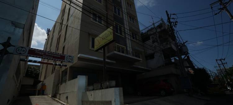 Townhouse Oak Hotel Niaga Surabaya图片