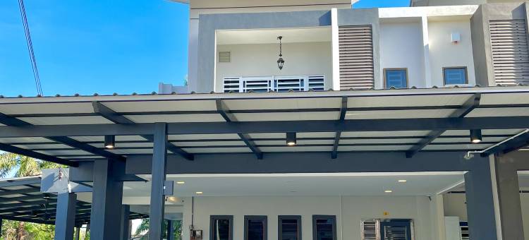 Entire Vacation House In Sitiawan图片